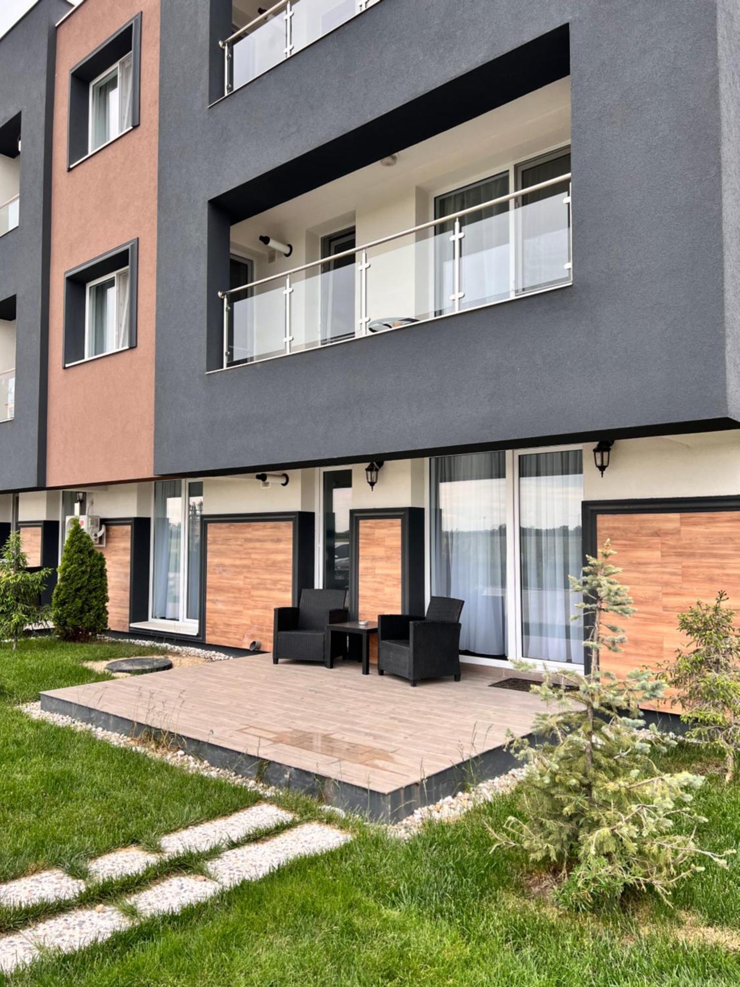 Sun Apartments オトペニ エクステリア 写真